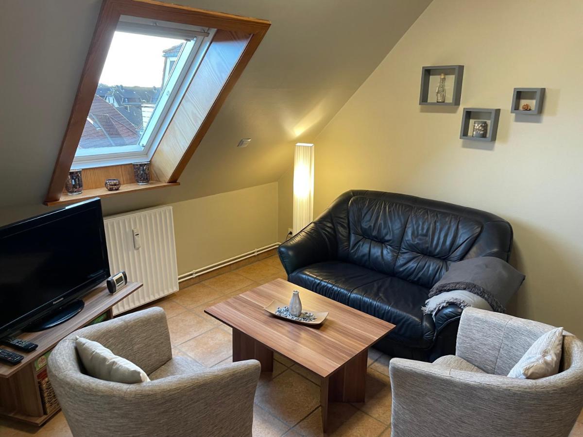 Modernisierte Ferienwohnung Friedrichskoog - Spitze, Gegenueber Mutter-Kind-Klinik Ngoại thất bức ảnh